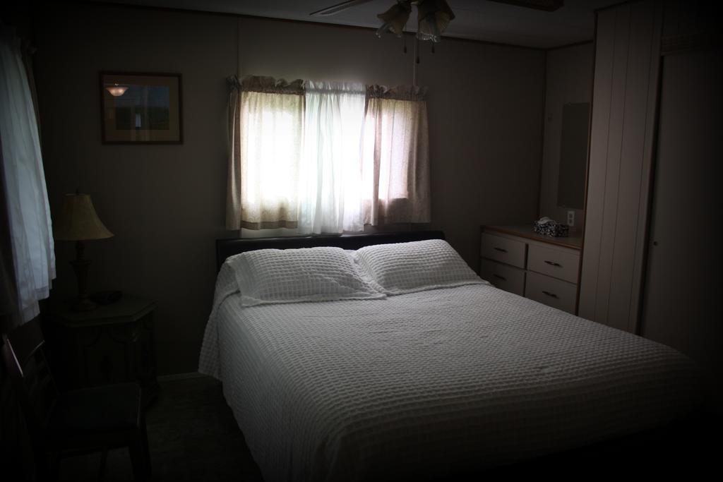 Robert'S Roost Rv Park Resort 克内尔 外观 照片