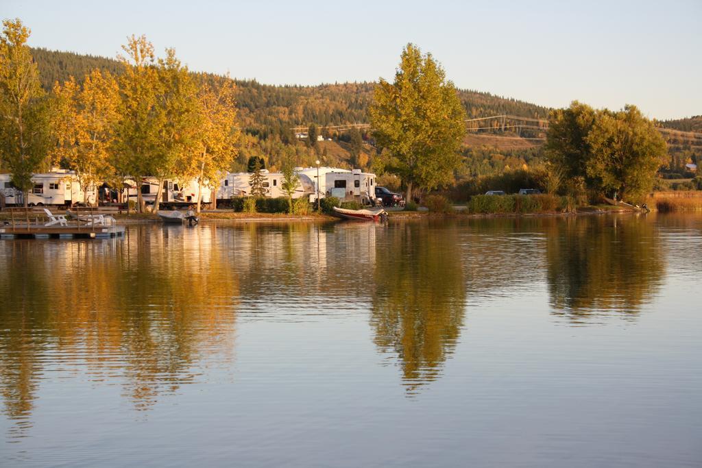 Robert'S Roost Rv Park Resort 克内尔 外观 照片