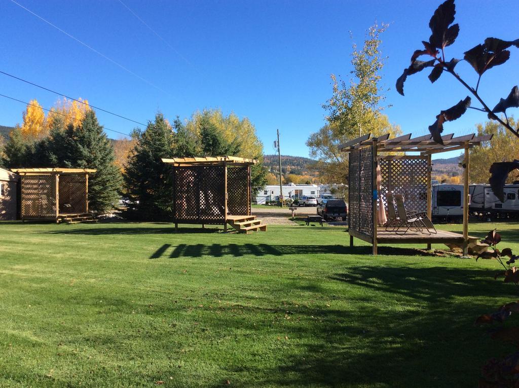 Robert'S Roost Rv Park Resort 克内尔 外观 照片
