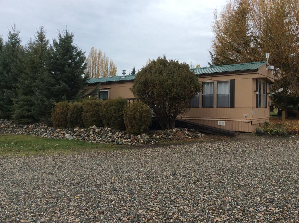 Robert'S Roost Rv Park Resort 克内尔 外观 照片