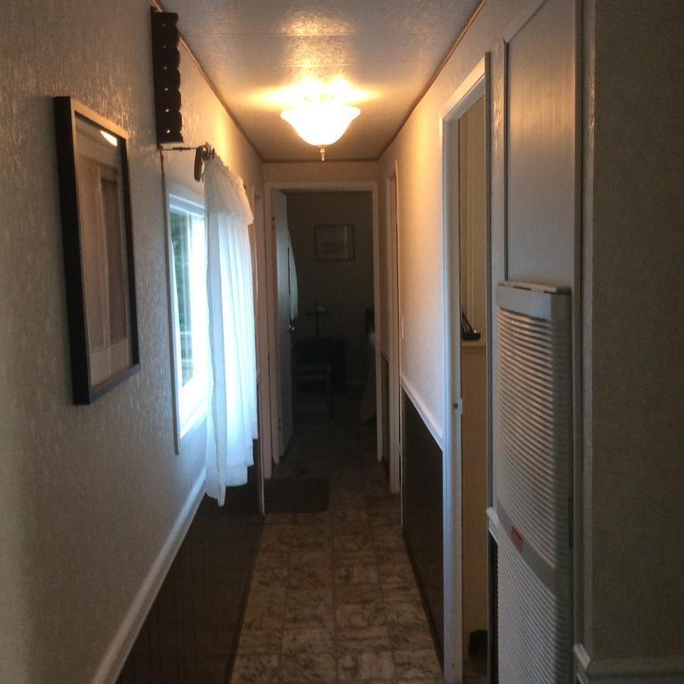 Robert'S Roost Rv Park Resort 克内尔 外观 照片
