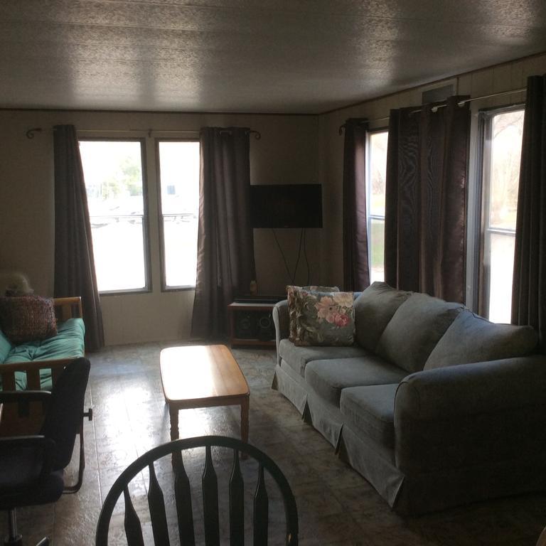 Robert'S Roost Rv Park Resort 克内尔 外观 照片